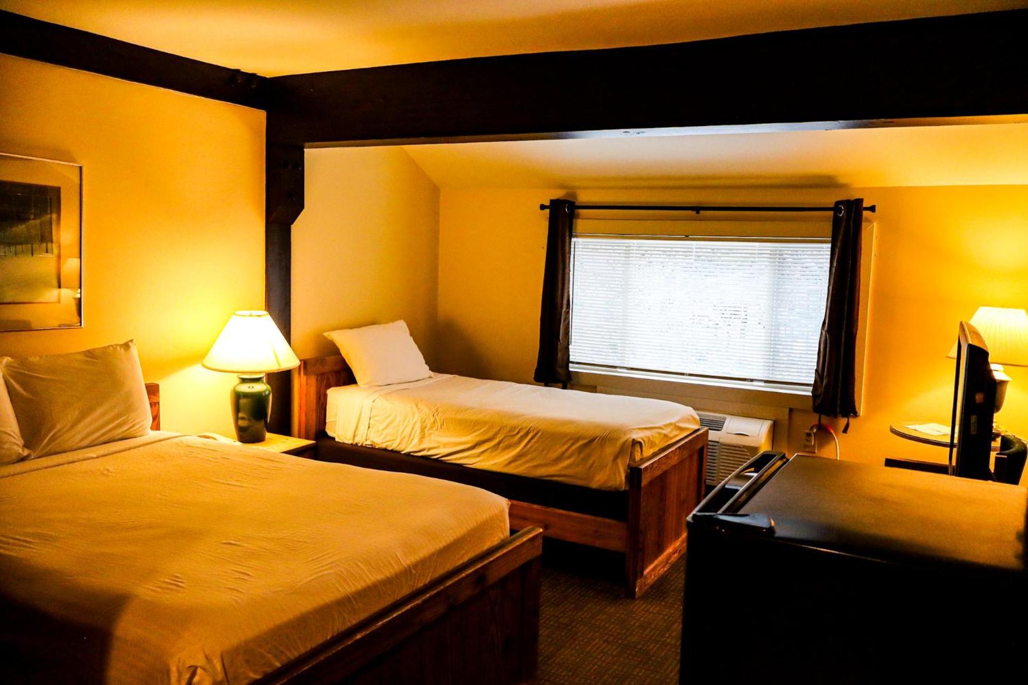 Snowy Owl Inn Waterville Valley Exterior photo