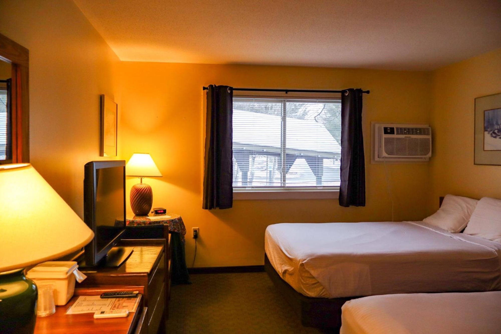 Snowy Owl Inn Waterville Valley Exterior photo