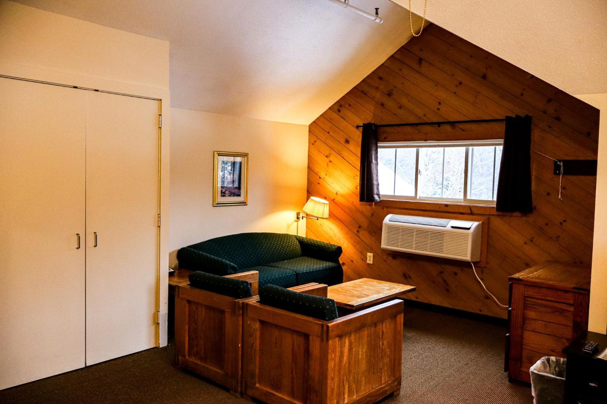 Snowy Owl Inn Waterville Valley Exterior photo